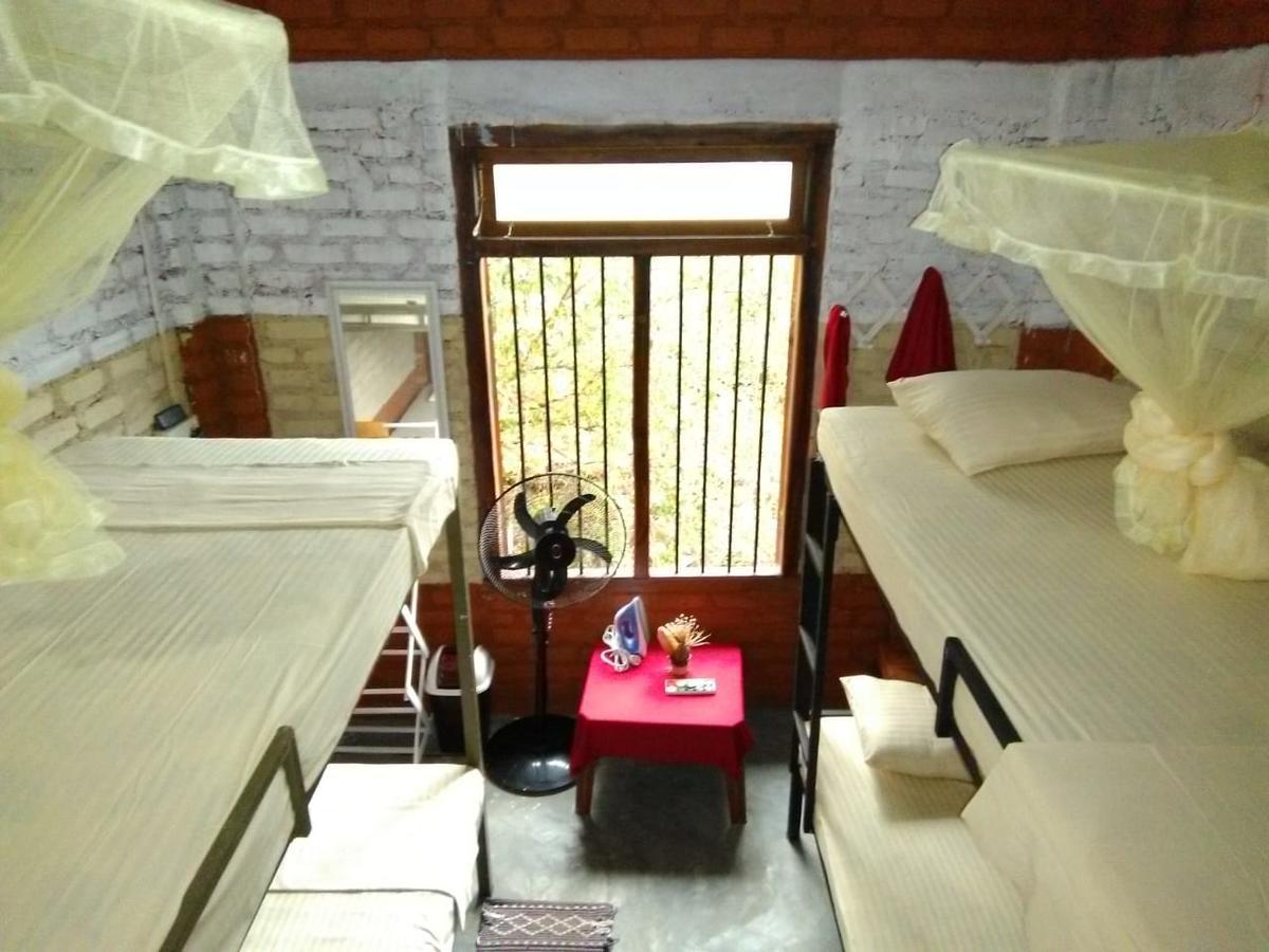 Reef Pasikudah Hotel Nachivantivu Exterior photo
